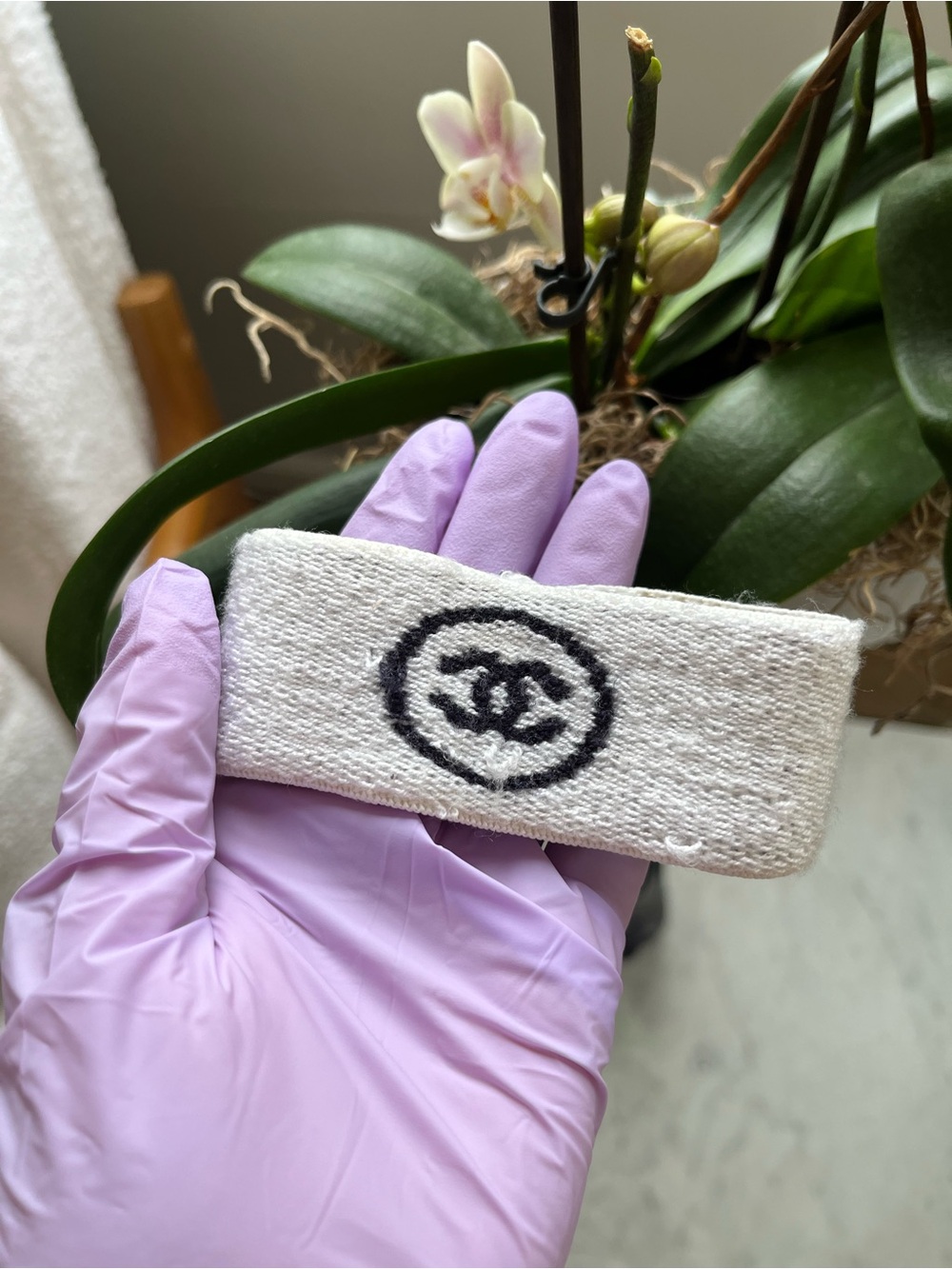 CHANEL Ivory & Black CC Terrycloth Knit Logo Wristband Vintage